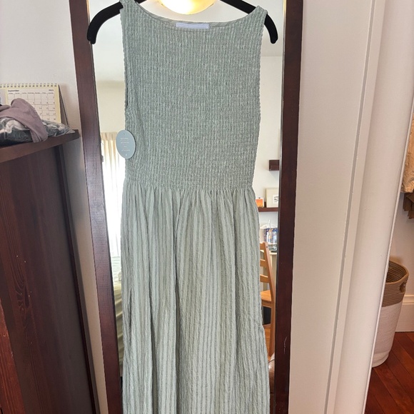 Hill House Dresses & Skirts - NWT Hill House Cosima Dress Sage Green